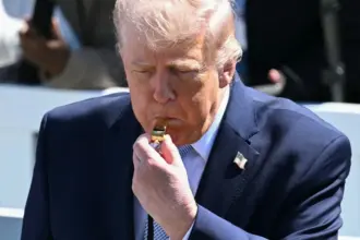 ترمب: إيران يمكنها بدء إعادة الإعمار والهدنة تمهد لسلام طويل