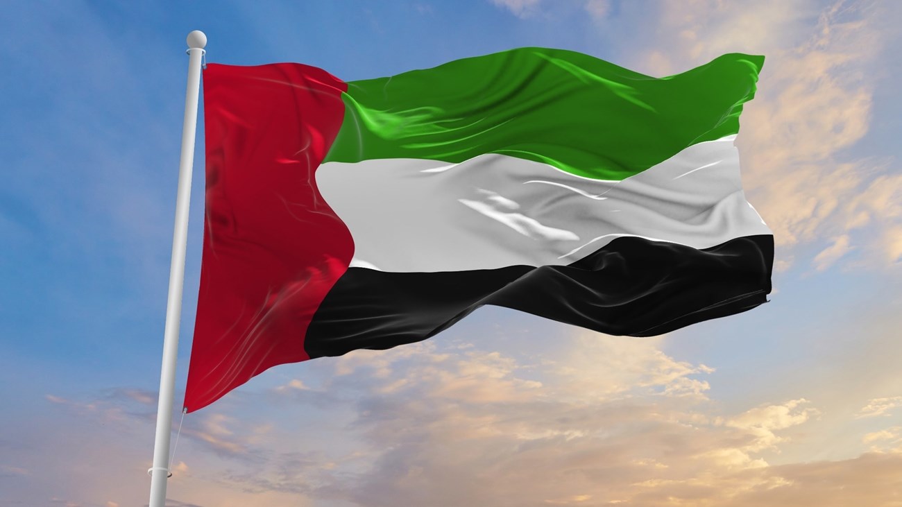 الإمارات تصد 17 صاروخاً باليستياً و35 طائرة مسيرة أطلقتها إيران