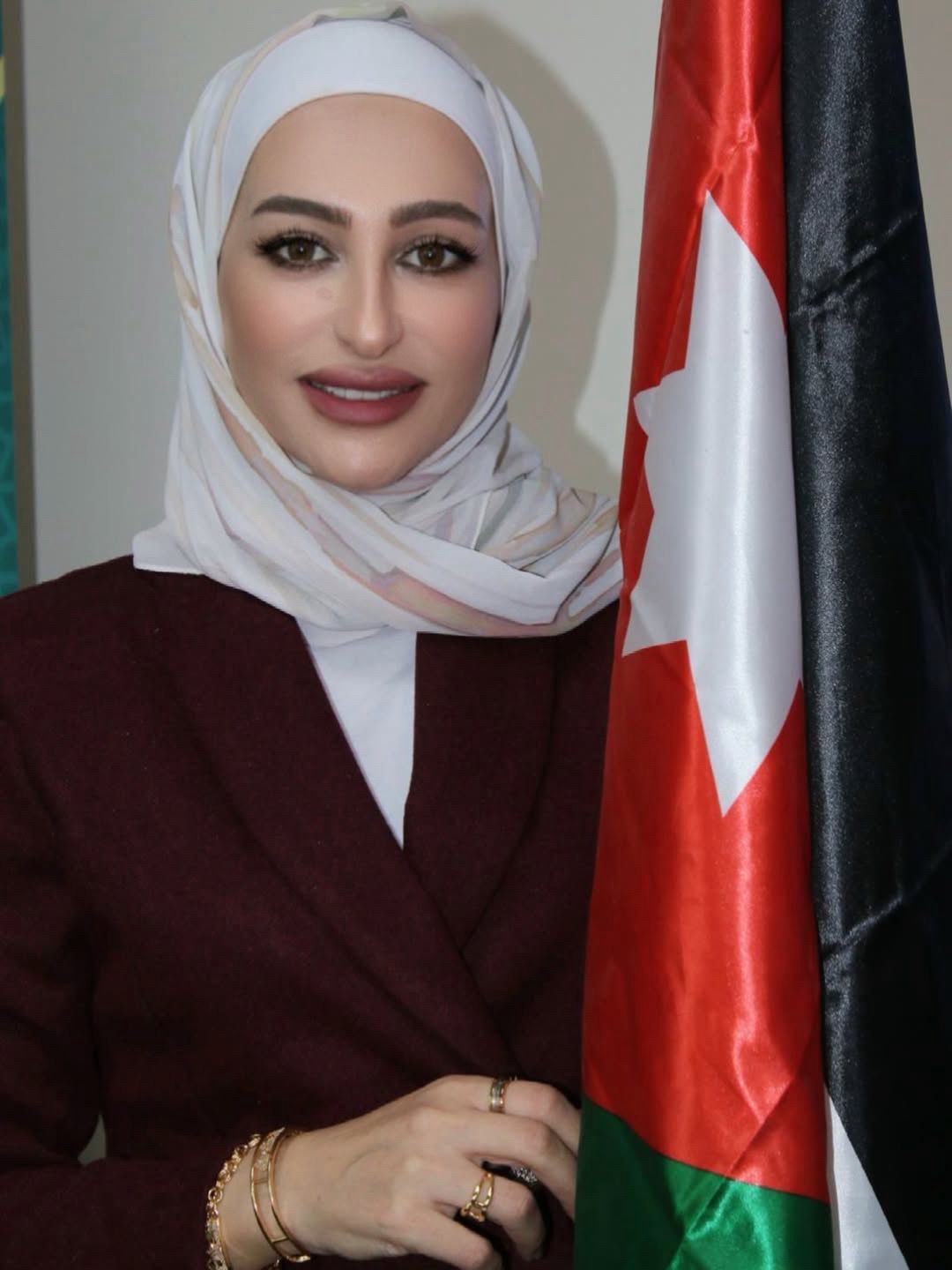 صورة حول : البطوش تكتب: حب الوطن يبدأ من البيت البطوش تكتب: حب الوطن يبدأ من البيت