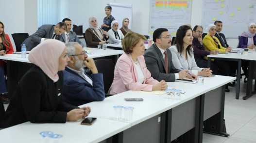 البلبيسي تطلع على مخرجات برنامج سماع صوت المواطن