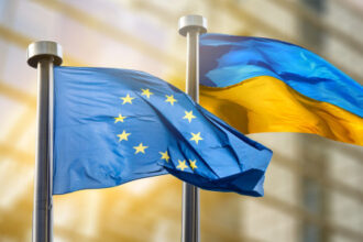 الاتحاد الأوروبي يقر قرضا لأوكرانيا ويشدد العقوبات