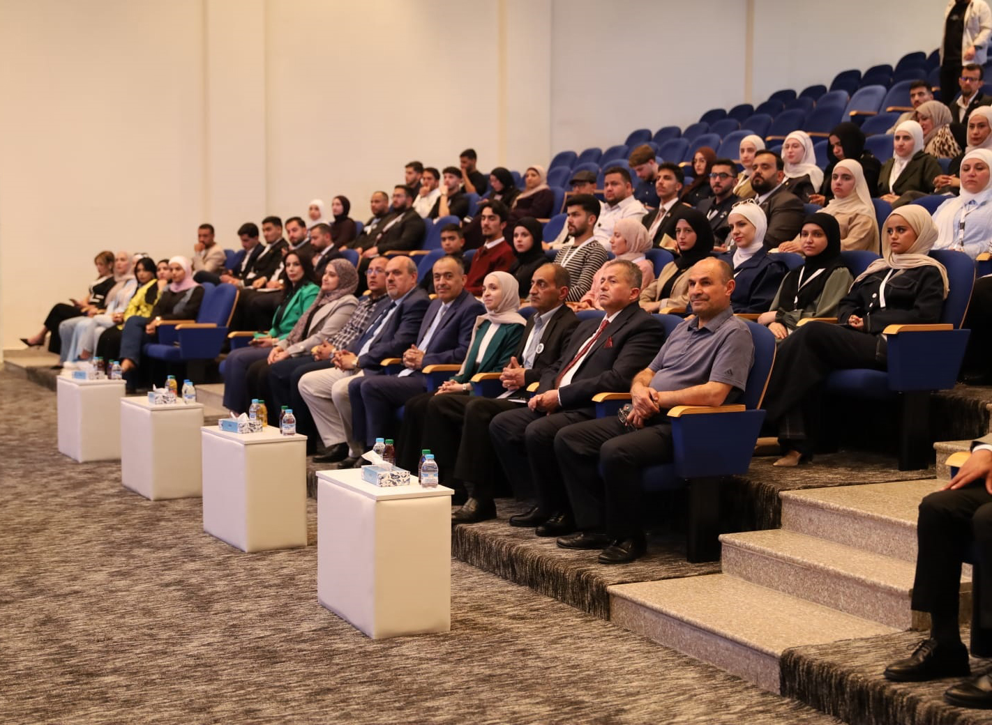 انطلاق بطولة مناظرات الجامعات الأردنية في العقبة