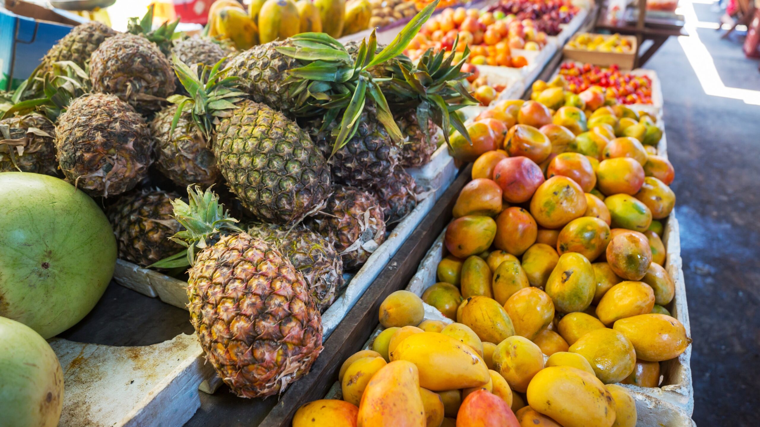 2910 أطنان خضار و638 طناً من الفواكه تصل سوق الجملة المركزي