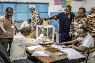 فوز كاسح لرئيس جيبوتي في الانتخابات الرئاسية