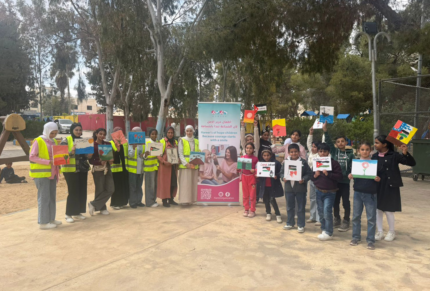 صورة حول : مبادرة “لوحة الأمل” في مادبا لدعم الصحة النفسية للأطفال اللاجئين عبر الفن والتعبير الإبداعي مبادرة “لوحة الأمل” في مادبا لدعم الصحة النفسية للأطفال اللاجئين عبر الفن والتعبير الإبداعي