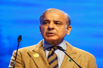 باكستان تؤكد التزامها الوساطة بين طهران وواشنطن