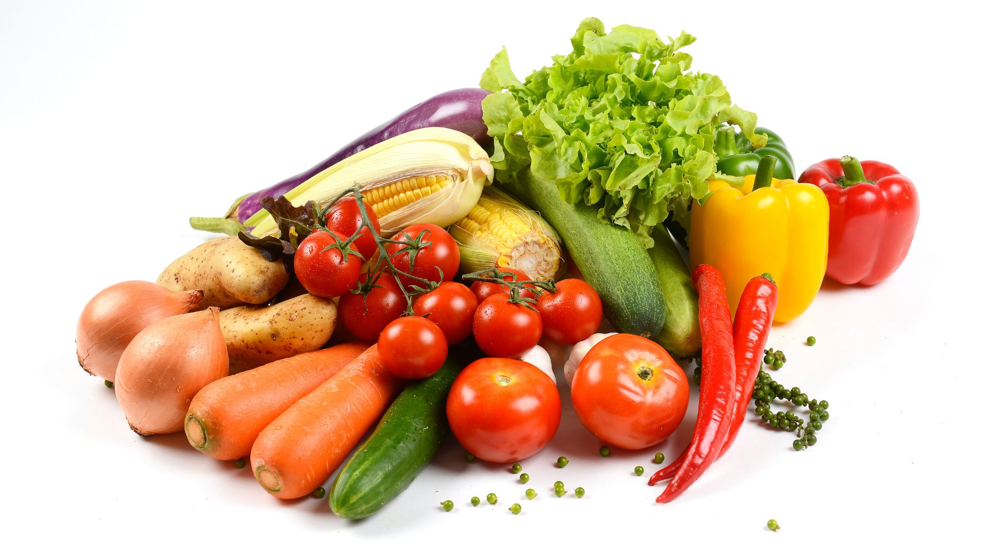 2592 طناً من الخضار إلى السوق المركزي واستقرار نسبي بأسعار الأصناف الأساسية