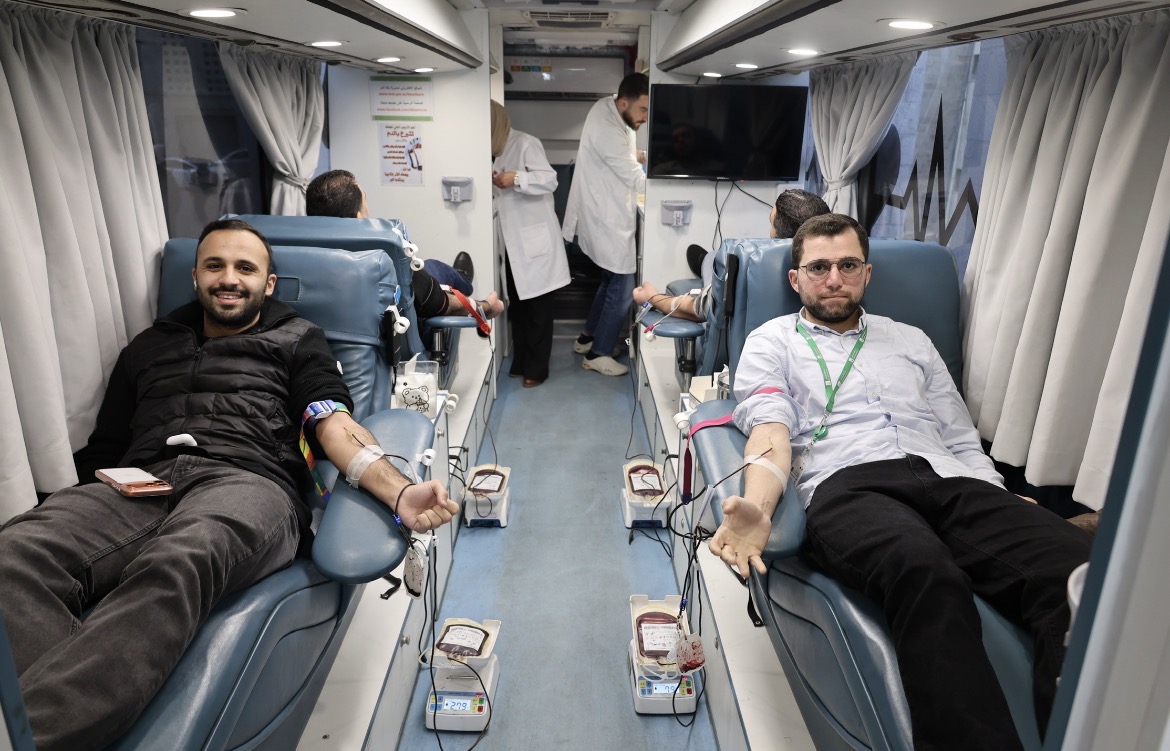 بنك القاهرة عمّان ينظّم حملة للتبرع بالدم لموظفيه دعمًا للجهود الوطنية