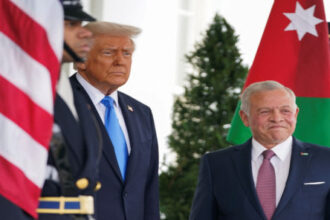 عاجل | اتصال بين الملك وترامب لبحث تطورات المنطقة