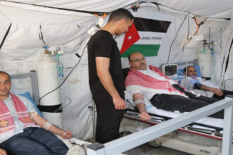 المستشفى الميداني الأردني ينظم حملة تبرع بنابلس