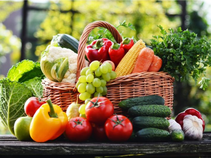 صورة حول : 2021 طن خضار و328 طن فواكه إلى السوق المركزي 2021 طن خضار و328 طن فواكه إلى السوق المركزي