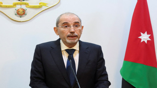صورة حول : الصفدي يبحث مع نظيره الصومالي تعزيز العلاقات الثنائية الصفدي يبحث مع نظيره الصومالي تعزيز العلاقات الثنائية