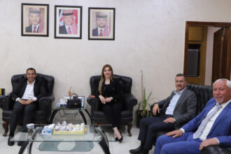 التربية تبحث تعزيز الرياضة المدرسية بالشراكة مع اتحاد البيسبول والسوفتبول