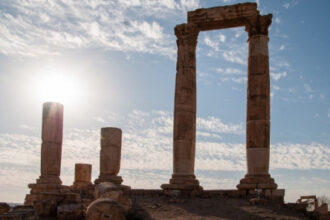 أجواء ربيعية دافئة اليوم وارتفاع تدريجي على الحرارة