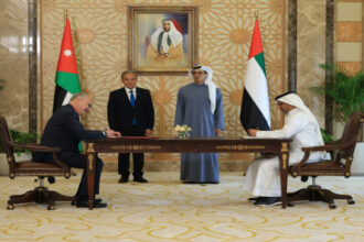 إطلاق مشروع سكة حديد ميناء العقبة باستثمار أردني–إماراتي ضخم بقيمة 2.3 مليار دولار