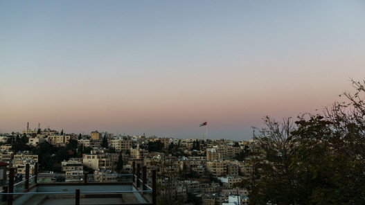 انخفاض ملموس على الحرارة السبت وتحذيرات من الغبار