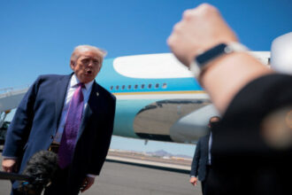 ترامب: مفاوضات مرتقبة مع إيران وتحذير من إجراءات صارمة حال رفض الاتفاق