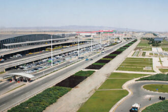 استئناف الرحلات الدولية من مطار الإمام الخميني في طهران السبت