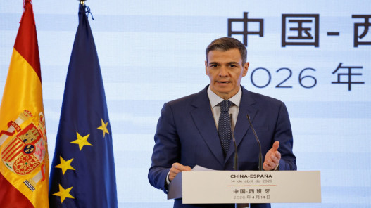 سانشيز يقلل من مخاوف تعليق عضوية إسبانيا في الناتو