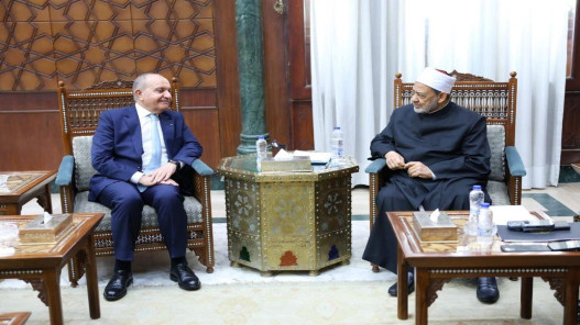 العضايلة يؤكد اعتزاز الأردن بعلاقاته المتينة مع الأزهر