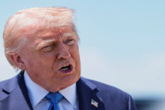 مهلة ترامب لإنهاء حرب إيران تقترب من الانتهاء وسط خلافات مع الكونغرس حول صلاحيات الحرب