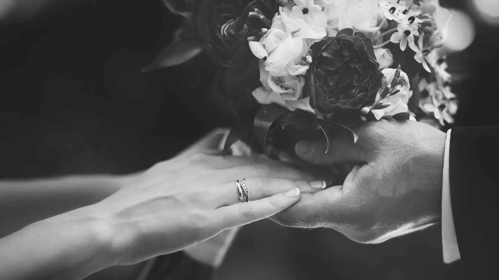 وفاة عروس مصرية بعد ساعات من زفافها