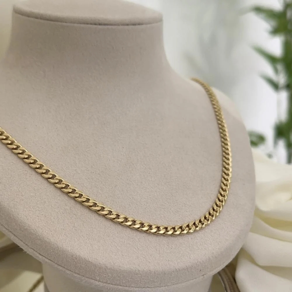 ضبط متهم بسرقة سلسال ذهب من عامل توصيل في عمّان