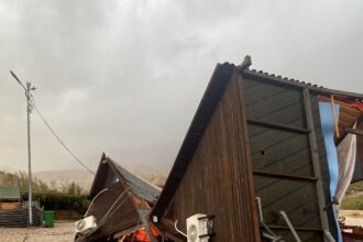 فيديو وصور.. عامود ضغط عاليا يدمر منشآت سياحية بمنطقة البربيطة في محافظة الطفيلة