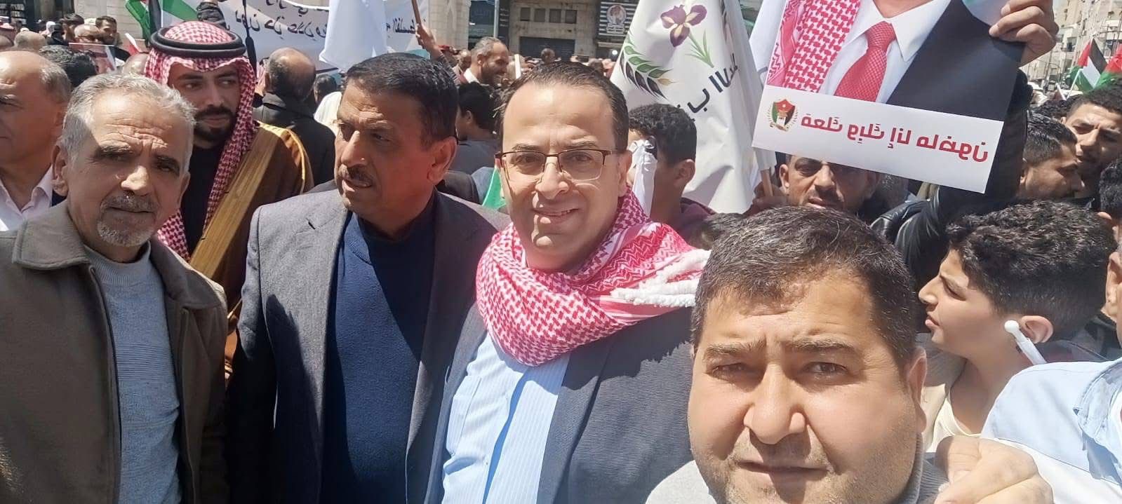 حزب الإصلاح يشارك بقيادته ونوابه وكافة فروعه وأعضائه في المسيرة المركزية دعماً للوصاية الهاشمية ونصرة للقدس