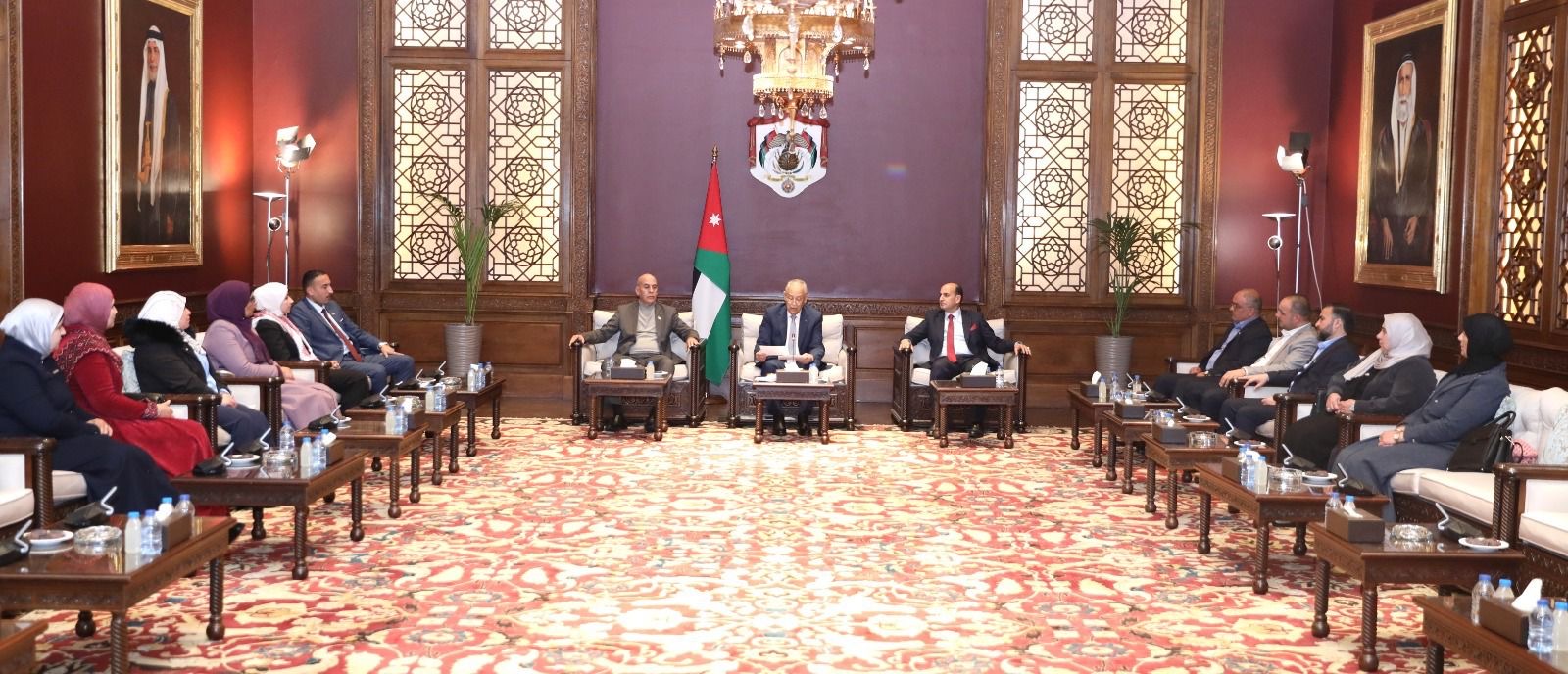 العيسوي: الملك يقود تحركات دبلوماسية فاعلة تضع المصالح الوطنية في مقدمة الأولويات