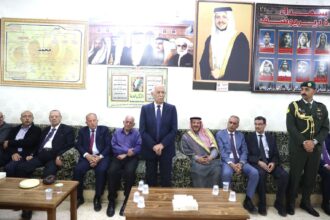 مندوبا عن الملك وولي العهد.. العيسوي يعزي بوفاة الوزير الأسبق خالد العمري