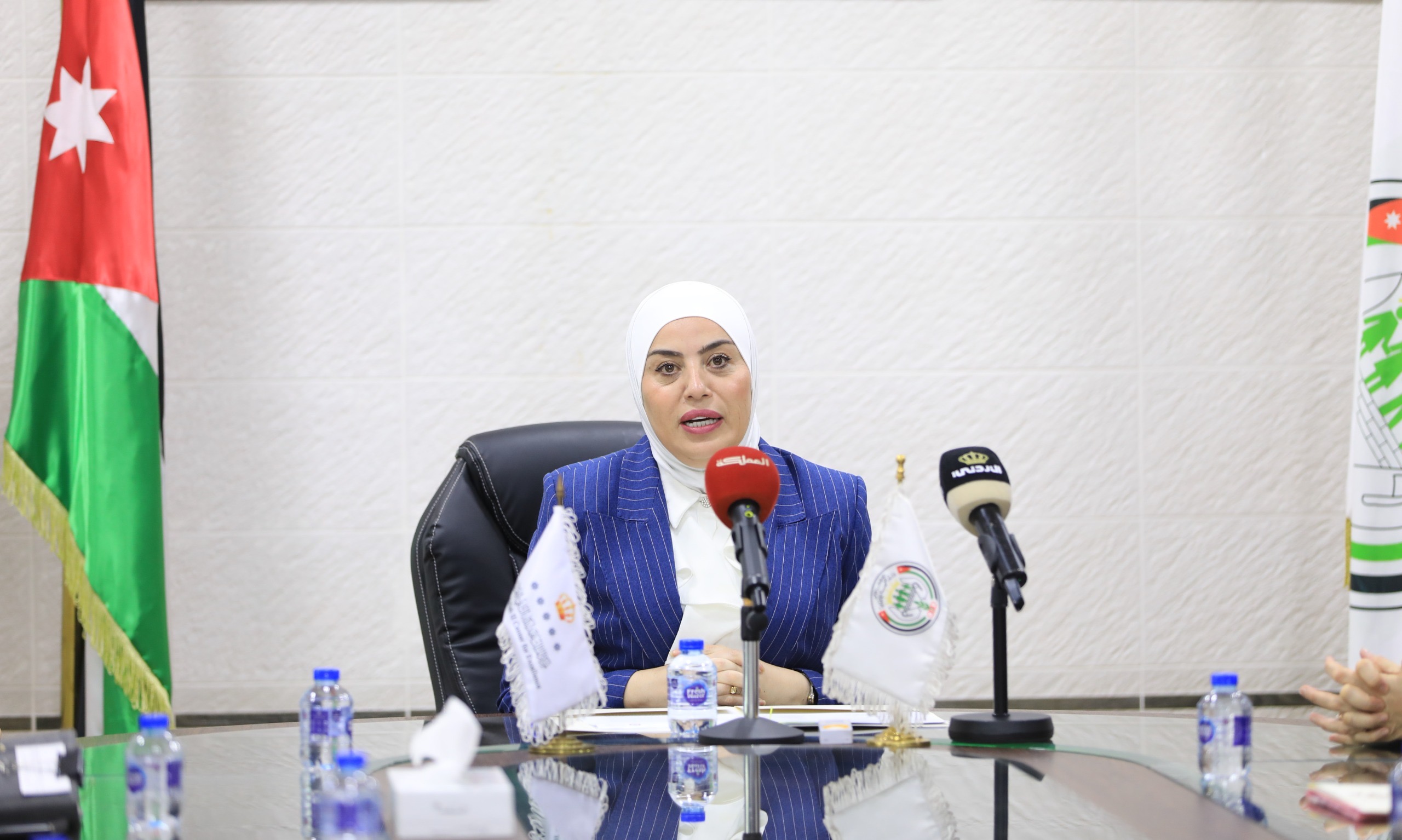 إطلاق الختم المؤسسي لدعم وتمكين المرأة في القطاعين العام والخاص