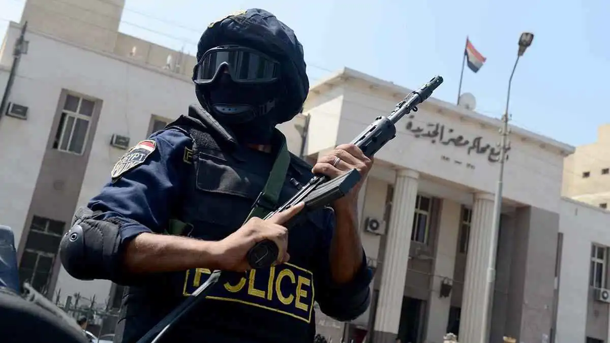 في 120 قضية نصب على مواطنين..السجن 360 عاماً بحق رجل الأعمال أمير الهلالي