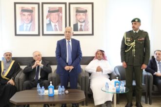 مندوبا عن الملك وولي العهد.. العيسوي يعزي عشيرة حجازي