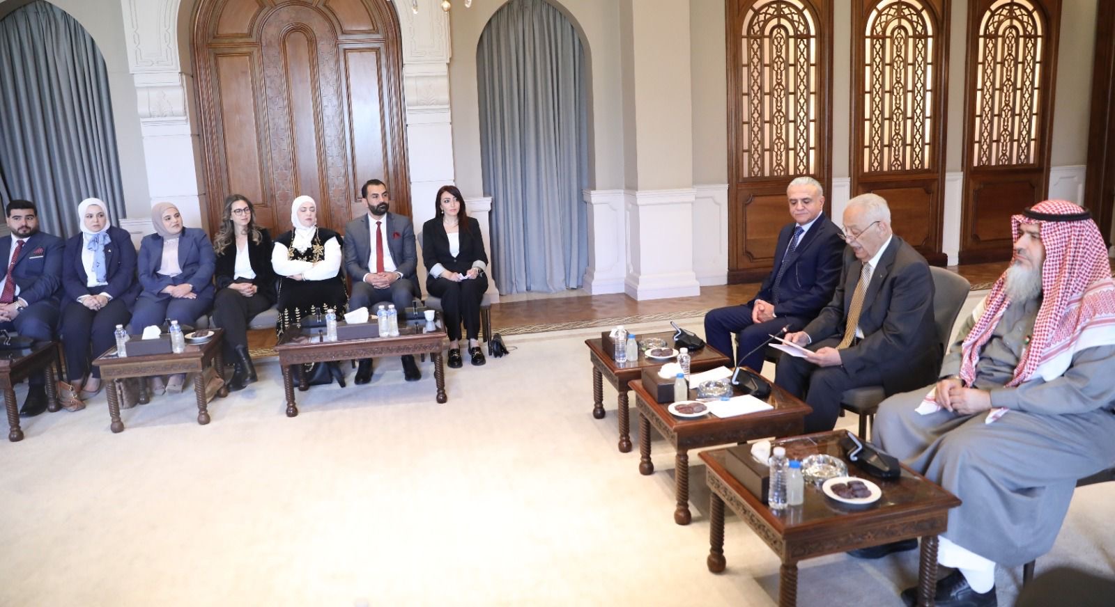 العيسوي لطلبة جامعات : رؤية الملك رسخت مكانة الأردن صوتاً للحكمة والاعتدال بالمنطقة والعالم