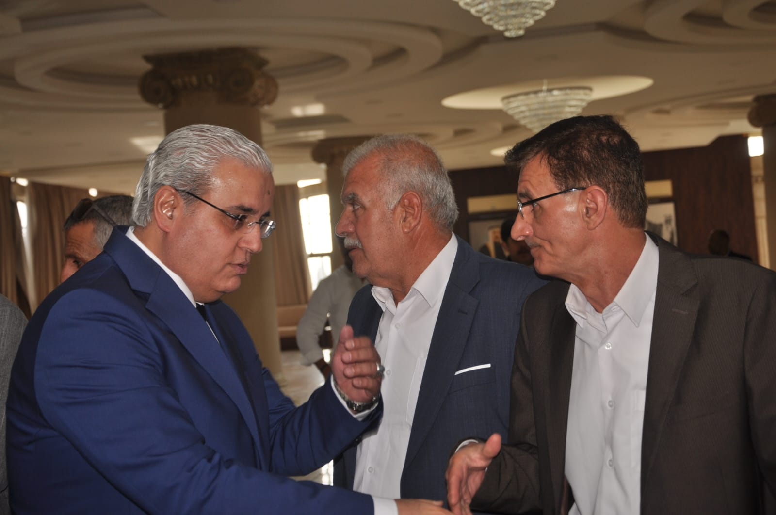 الفراهيد والفايز نسايب ….. الوزير البدور طلب وجد العروس اعطى