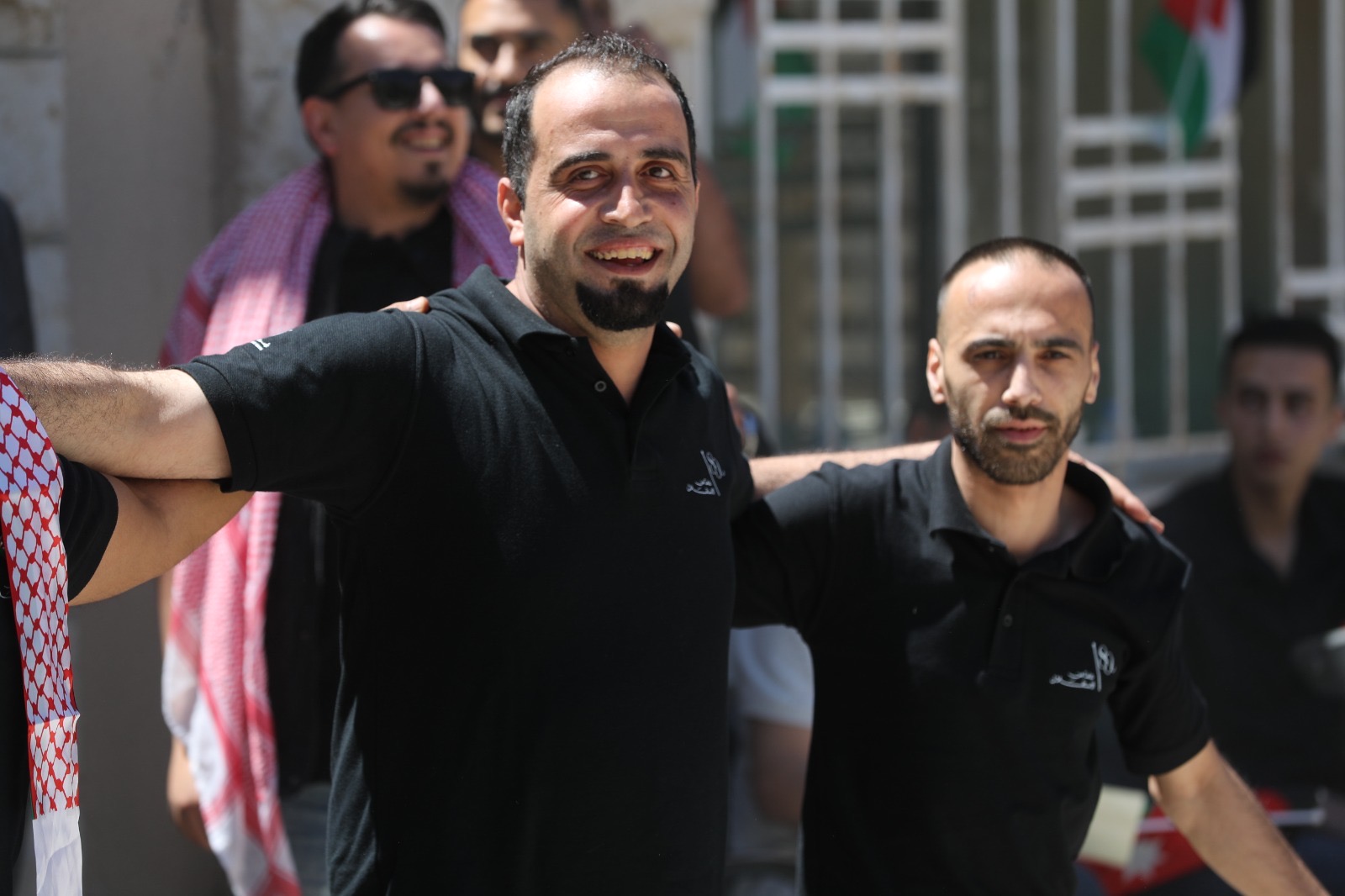 موظفو الأسواق الحرة الأردنية يحتفلون بعيد الاستقلال الـ80