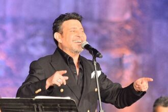 بعد رحلة في باريس .. ما سبب وفاة هاني شاكر؟