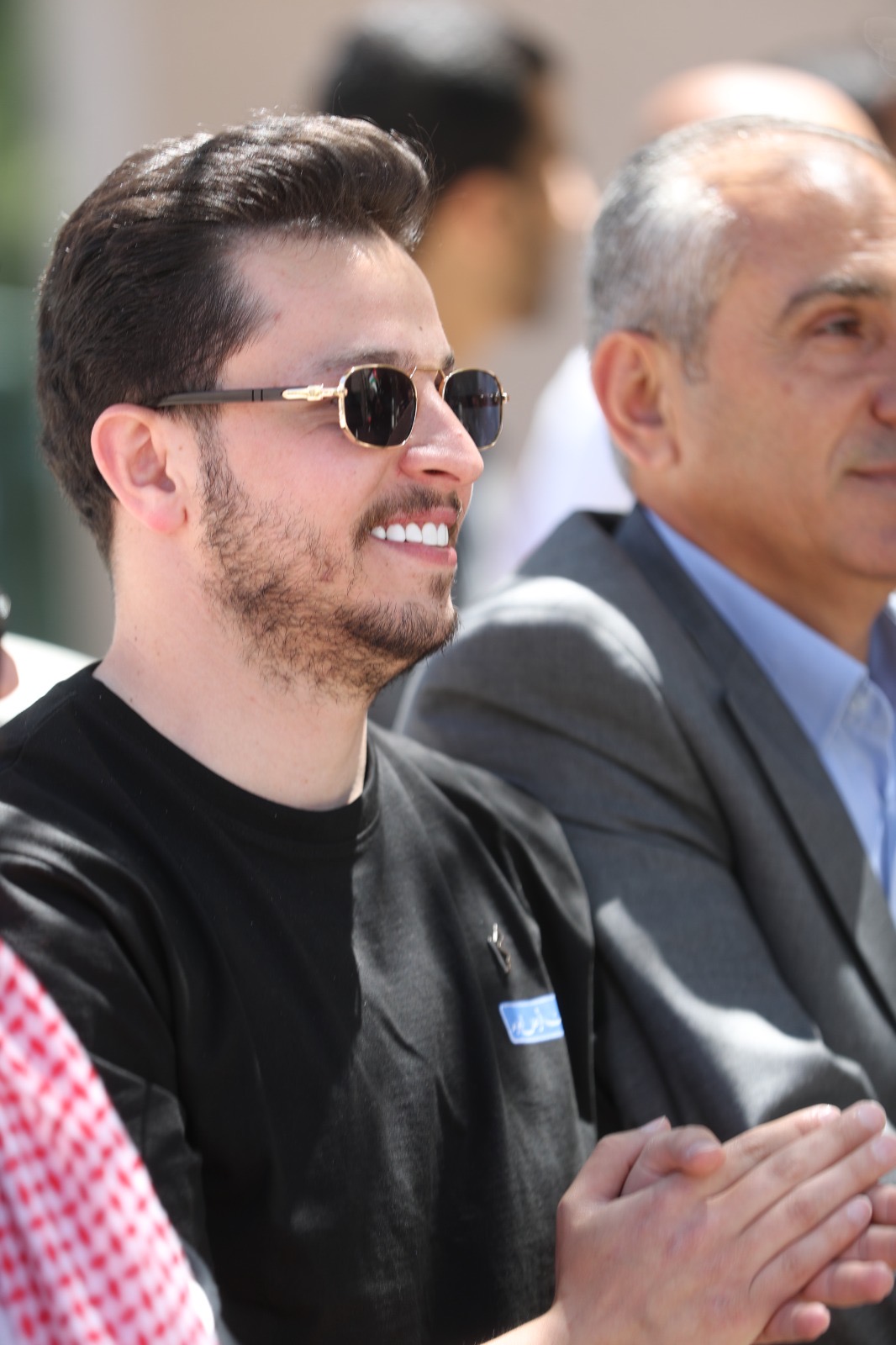 موظفو الأسواق الحرة الأردنية يحتفلون بعيد الاستقلال الـ80
