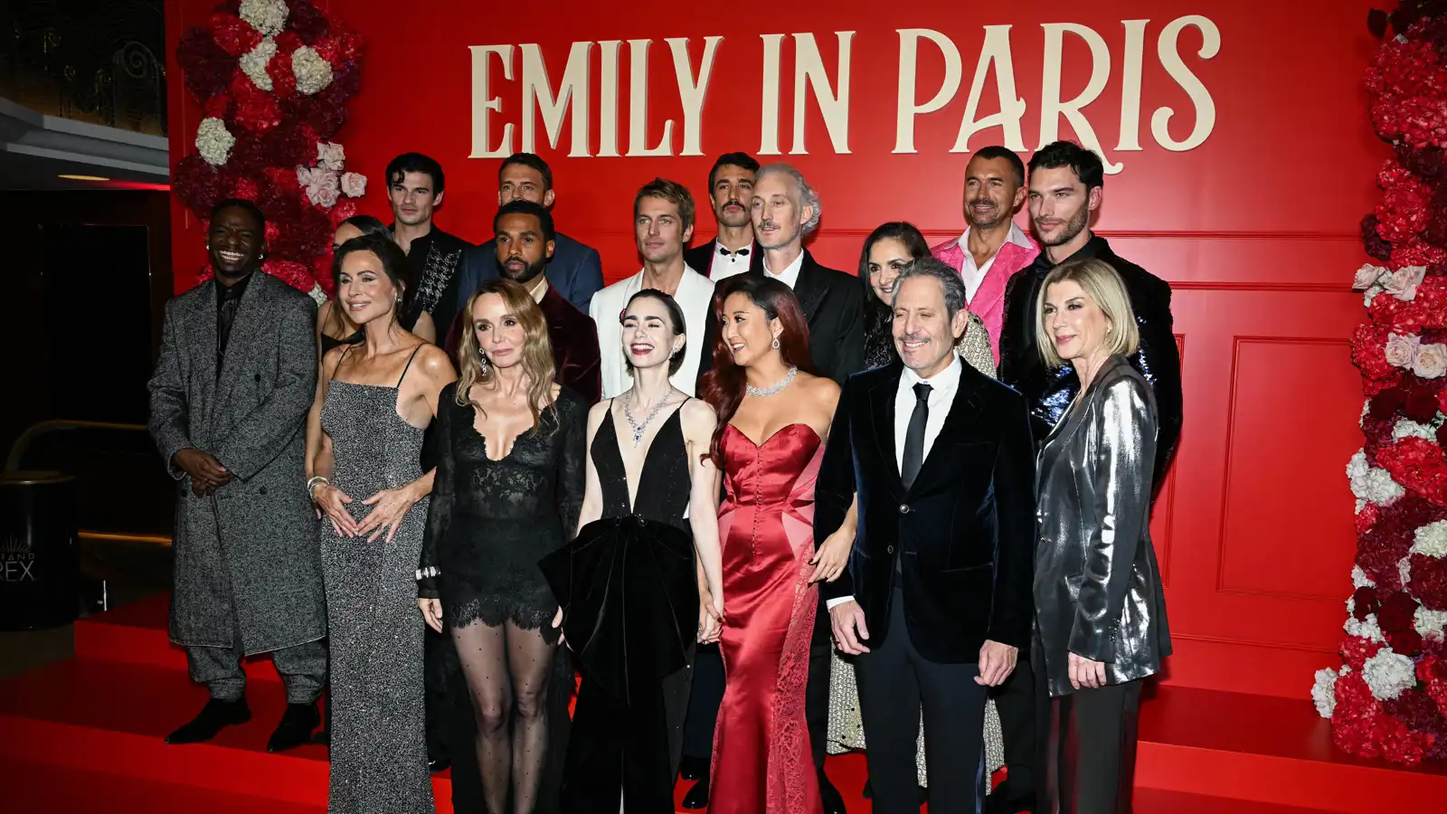صورة حول : بعد نجاح عالمي لافت.. نتفليكس تعلن نهاية Emily in Paris بعد نجاح عالمي لافت.. نتفليكس تعلن نهاية Emily in Paris