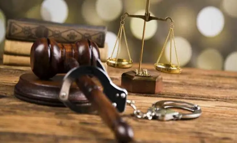 دعوى ذم وقدح وتشهير بحق ابنة نائب