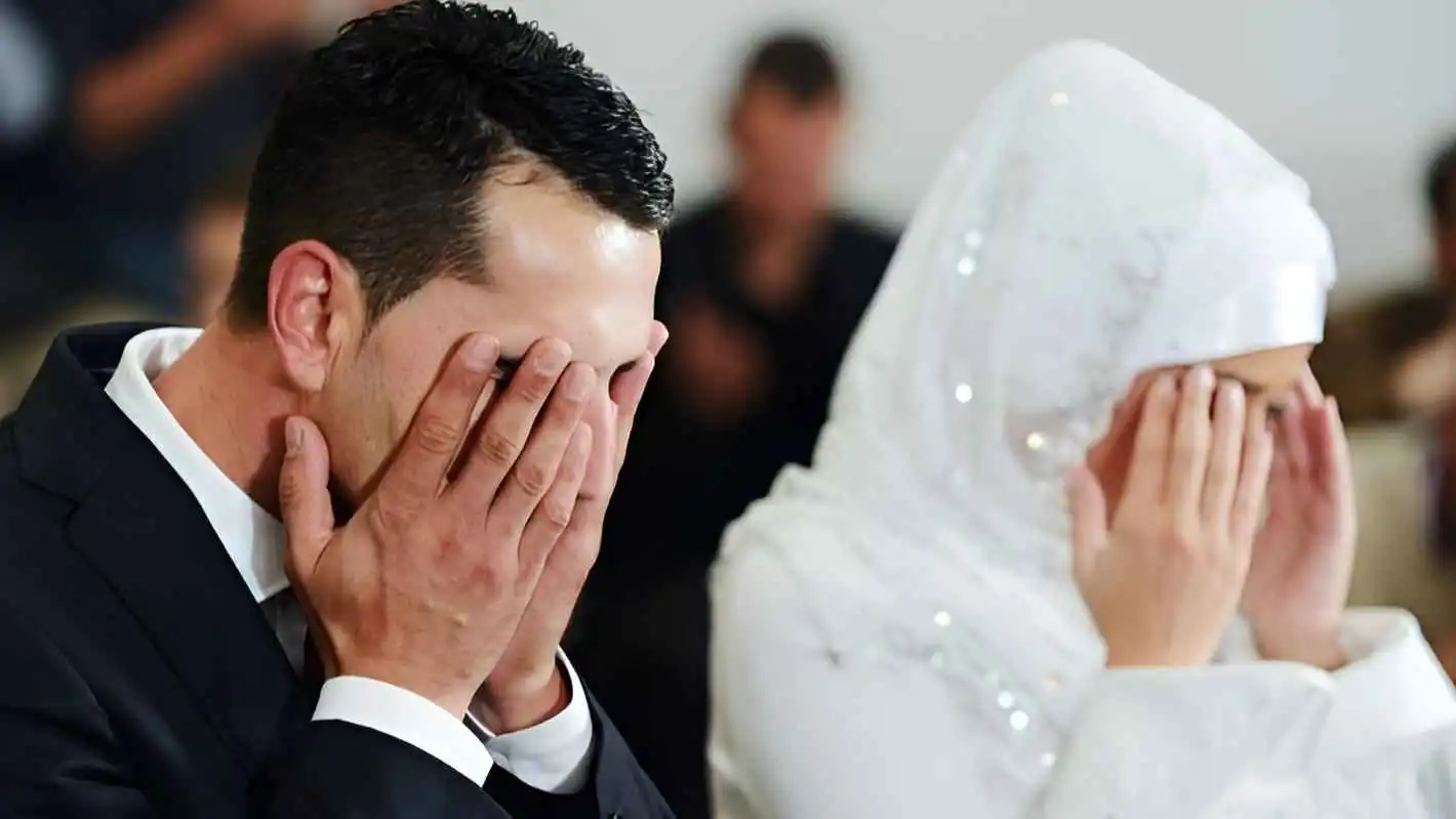 صورة حول : بسبب المنشطات الجنسية.. وفاة عريس يمني ليلة زفافه بسبب المنشطات الجنسية.. وفاة عريس يمني ليلة زفافه