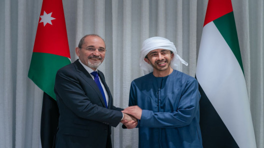 صورة حول : وزير الخارجية يؤكد تضامن الأردن مع الإمارات في مواجهة الاعتداءات الإيرانية وزير الخارجية يؤكد تضامن الأردن مع الإمارات في مواجهة الاعتداءات الإيرانية