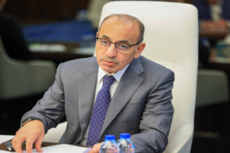 المصري يبحث مع النواب المستقلين مسودة قانون الإدارة المحلية