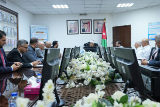 وزير الأوقاف يؤكد أهمية الإعلام في نقل جهود خدمة الحجاج