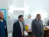 محافظ الزرقاء يتفقد عددا من المراكز الصحية