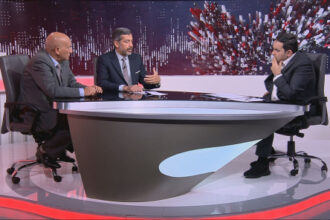 خبيران: قانون الإدارة المحلية عزز دور اللامركزية ومجالس المحافظات