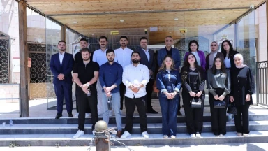 صورة حول : وفد طلابي من جامعة البترا يزور هيئة الإعلام وفد طلابي من جامعة البترا يزور هيئة الإعلام