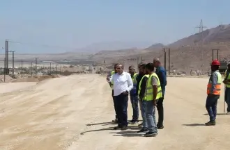 وزير الأشغال يتفقد المراحل النهائية لطريق "محي - الأبيض" في الكرك