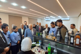 البكار يتفقد معهد العقبة للسياحة ويؤكد أهمية تأهيل الكوادر المهنية